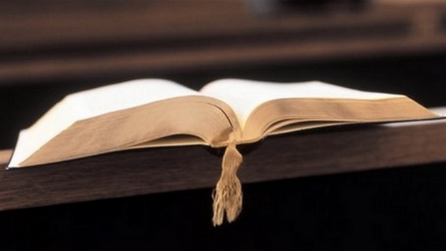 conheca e participe da producao da biblia livre